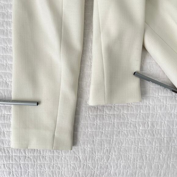 New Le Suit Women's 2 Piece Single Breasted Blazer and Pant Suit Set in Ivory 8 - Picture 14 of 14